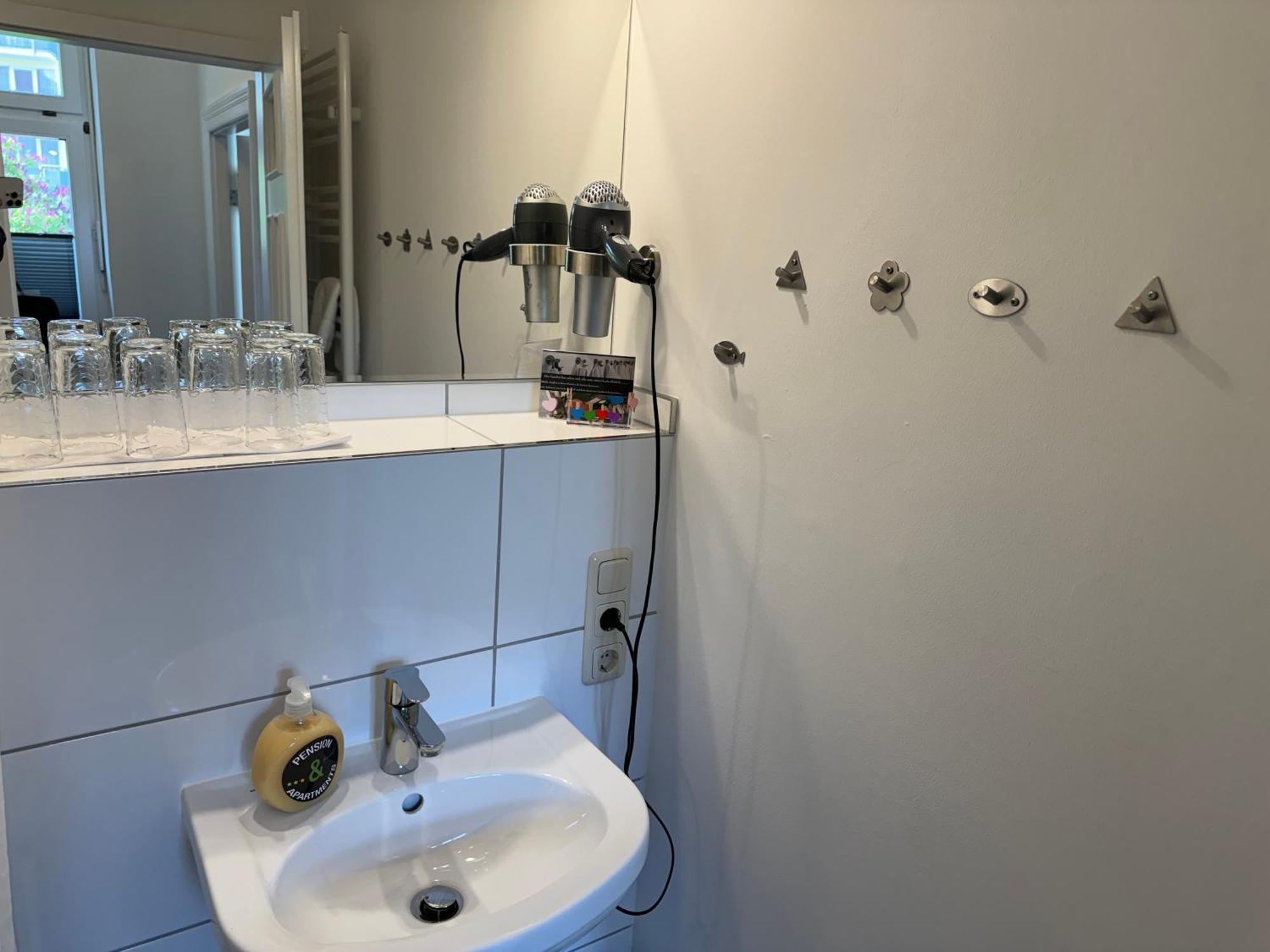 H&H Apartment Im Herzen Von Greifswald Zentral In Der Langen Reihe 外观 照片